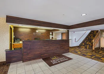 Quality Inn & Suites Belmont - Platteville hotel thumbnail 2