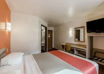 Motel 6 Baraboo, WI - Lake Delton hotel thumbnail 7