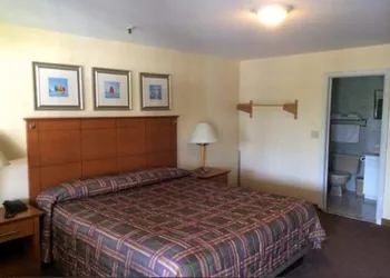 Naugatuck Motor Lodge hotel thumbnail 6