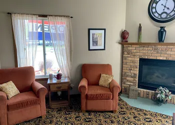 Country Inn Deerwood hotel thumbnail 4