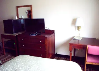 Country Inn Deerwood hotel thumbnail 6