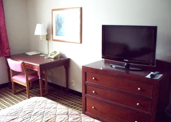 Country Inn Deerwood hotel thumbnail 8