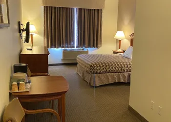 A Riverside Inn Travelodge by Wyndham hotel thumbnail 8