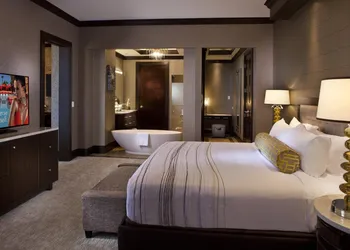 Golden Nugget Lake Charles hotel thumbnail 7