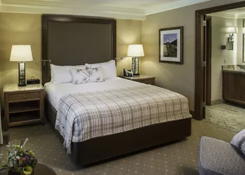 Sun Valley Resort hotel thumbnail 5