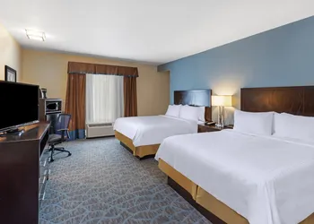 Holiday Inn Express & Suites Floresville by IHG hotel thumbnail 6