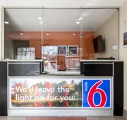 Motel 6 New Brunswick hotel detail image 3