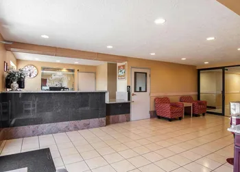 Bridgeway Inn & Suites Sublimity hotel thumbnail 7