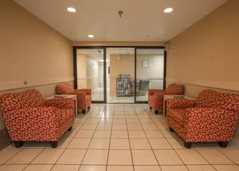 Bridgeway Inn & Suites Sublimity hotel thumbnail 8