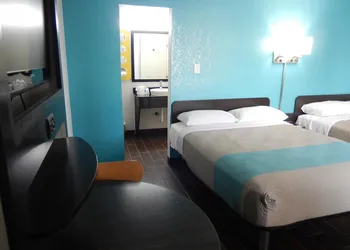 Motel 6 Portland, TX hotel thumbnail 5
