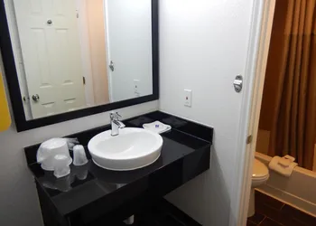 Motel 6 Portland, TX hotel thumbnail 7