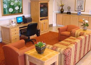 Rodeway Inn Forsyth near GA Public Safety Training Center hotel thumbnail 2