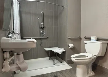 Motel 6 Hollywood hotel thumbnail 7