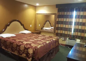 Central Inn Motel on 41 Street hotel thumbnail 7