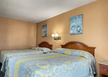 Hollywood La Brea Inn hotel thumbnail 2