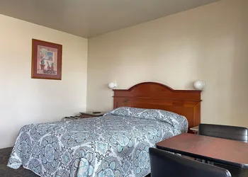 Hollywood La Brea Inn hotel thumbnail 4