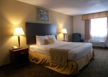 Baymont by Wyndham Mount Vernon Renfro Valley hotel thumbnail 7