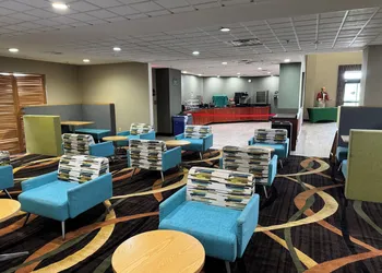 Wingate by Wyndham Warner Robins hotel thumbnail 2