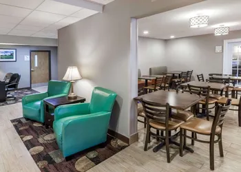 Baymont by Wyndham Gaylord hotel thumbnail 2
