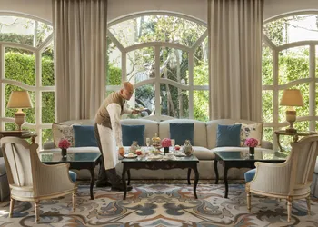 The Peninsula Beverly Hills hotel thumbnail 2