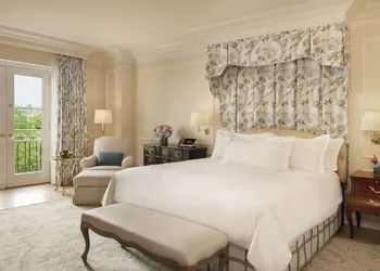 The Peninsula Beverly Hills hotel thumbnail 6