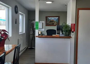 Bear Country Inn hotel thumbnail 2