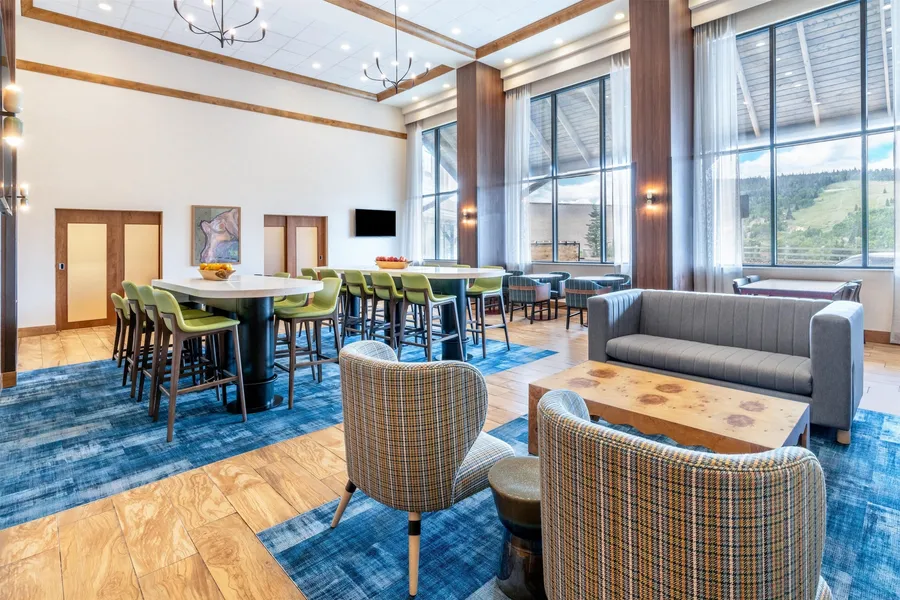 Hampton Inn & Suites Silverthorne hotel detail image 2