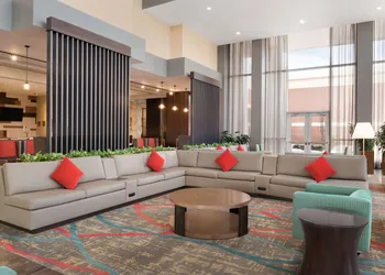 Embassy Suites by Hilton Chicago Naperville hotel thumbnail 2