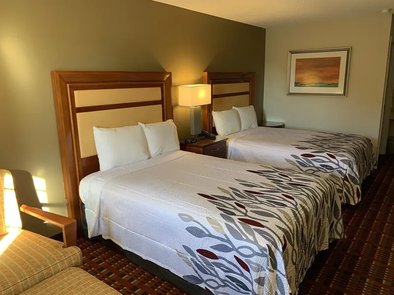 Peach Tree Inn hotel detail image 6