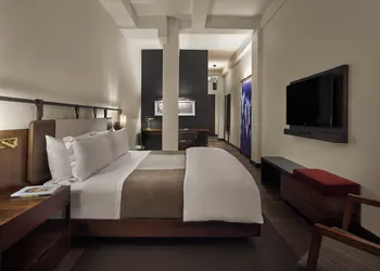 Refinery Hotel hotel thumbnail 8
