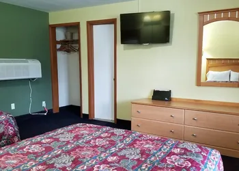 The Dunkirk Motel hotel thumbnail 3