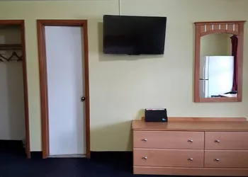 The Dunkirk Motel hotel thumbnail 4