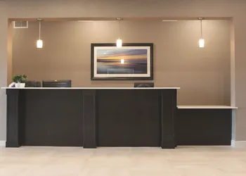Meridian Inn & Suites Lloydminster hotel thumbnail 3