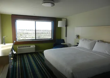 Holiday Inn Express & Suites Phoenix West - Buckeye by IHG hotel thumbnail 6