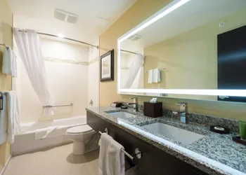 Best Western Plus Drayton Valley hotel thumbnail 7