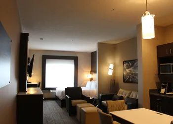 Holiday Inn Express & Suites Cold Lake by IHG hotel thumbnail 7