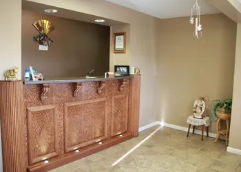 Relax Inn & Suites hotel thumbnail 2
