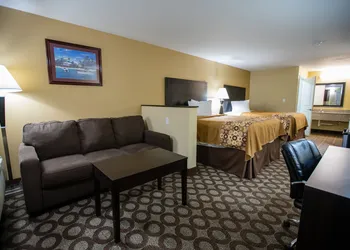 Relax Inn & Suites hotel thumbnail 6