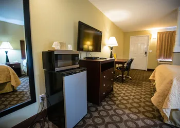 Relax Inn & Suites hotel thumbnail 7