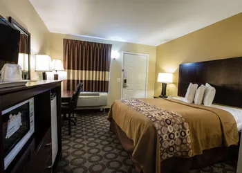 Relax Inn & Suites hotel thumbnail 8