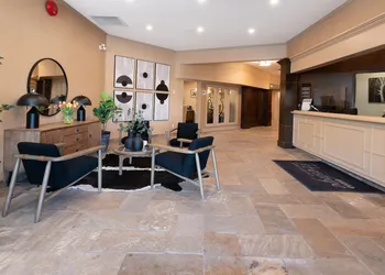 Prestige Vernon Hotel hotel thumbnail 2