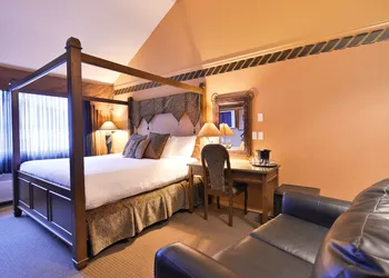 Prestige Vernon Hotel hotel thumbnail 5