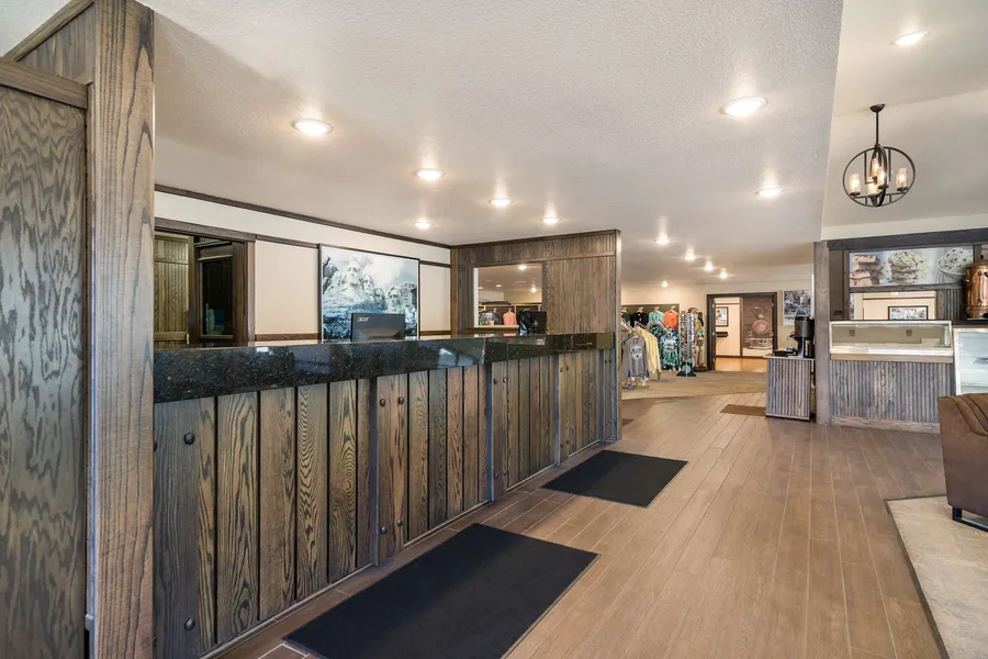 Best Western Golden Spike Inn & Suites hotel detail image 2