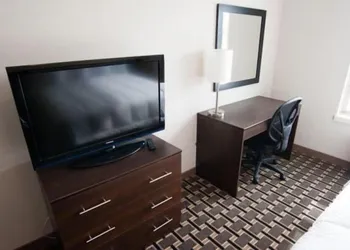 Carlyle Western Star Inn & Suites hotel thumbnail 7