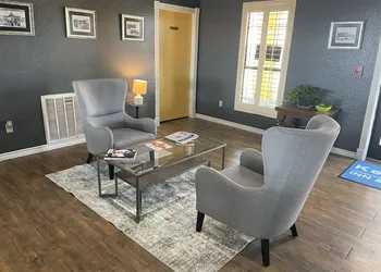 Kenedy Inn & Suites hotel thumbnail 3