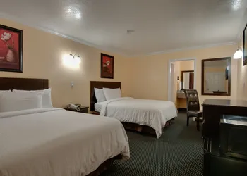 Vagabond Inn San Pedro hotel thumbnail 3