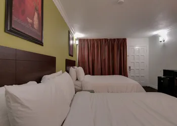 Vagabond Inn San Pedro hotel thumbnail 4