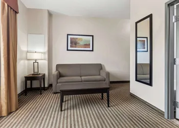 Best Western Plus Fergus Hotel hotel thumbnail 7