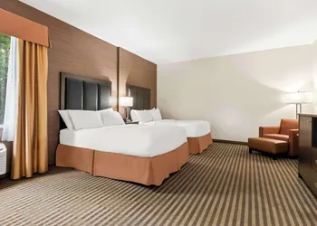 Best Western Plus Fergus Hotel hotel thumbnail 8