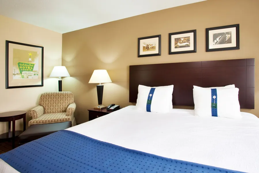 Holiday Inn Aurora North - Naperville by IHG hotel detail image 2